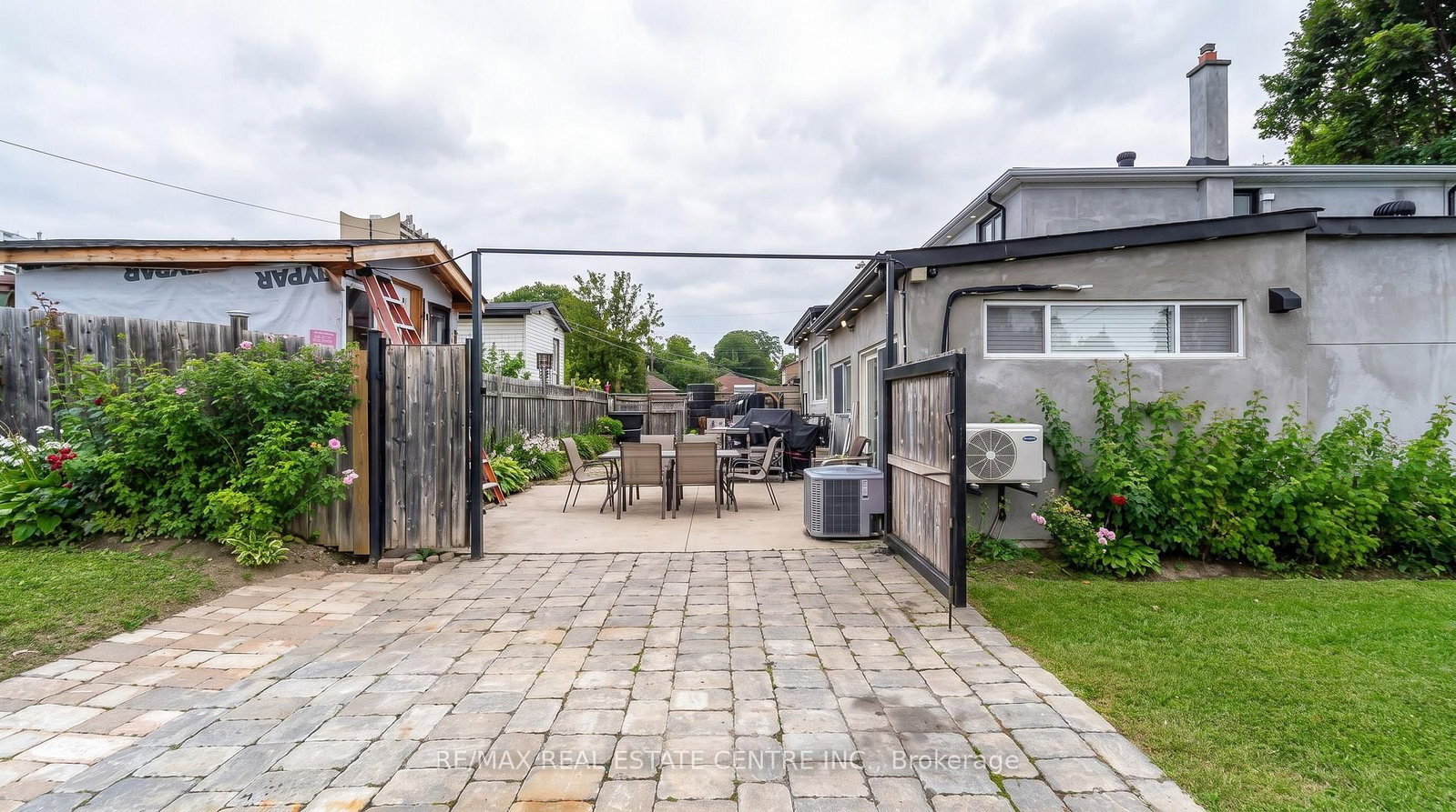 22 Neames Crescent • Toronto, ON photo 28