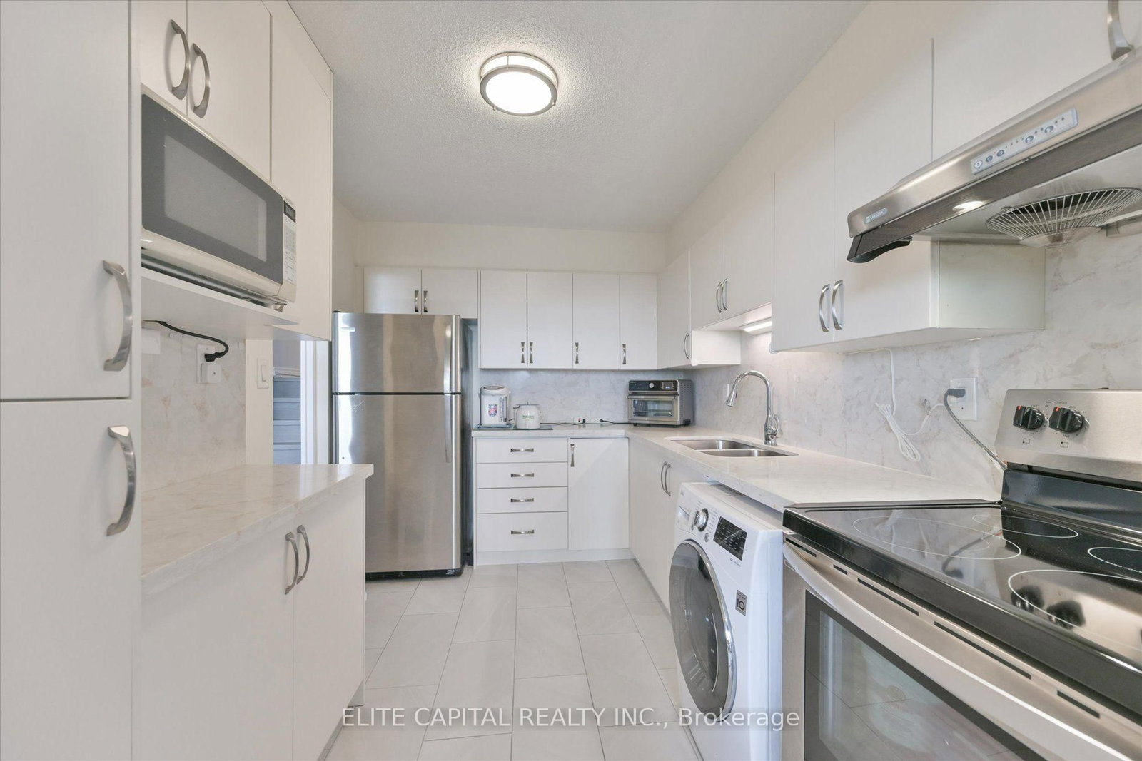 11 Wincott Drive • ##1710 • Toronto, ON photo 16