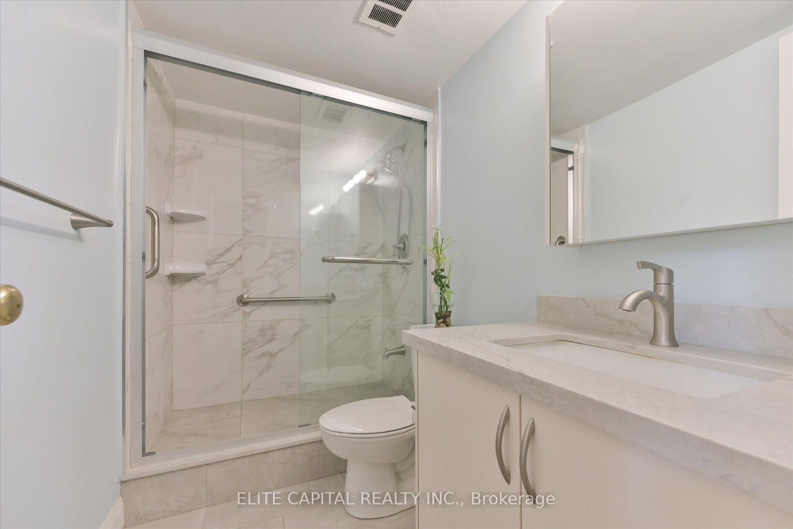 11 Wincott Drive • ##1710 • Toronto, ON photo 24