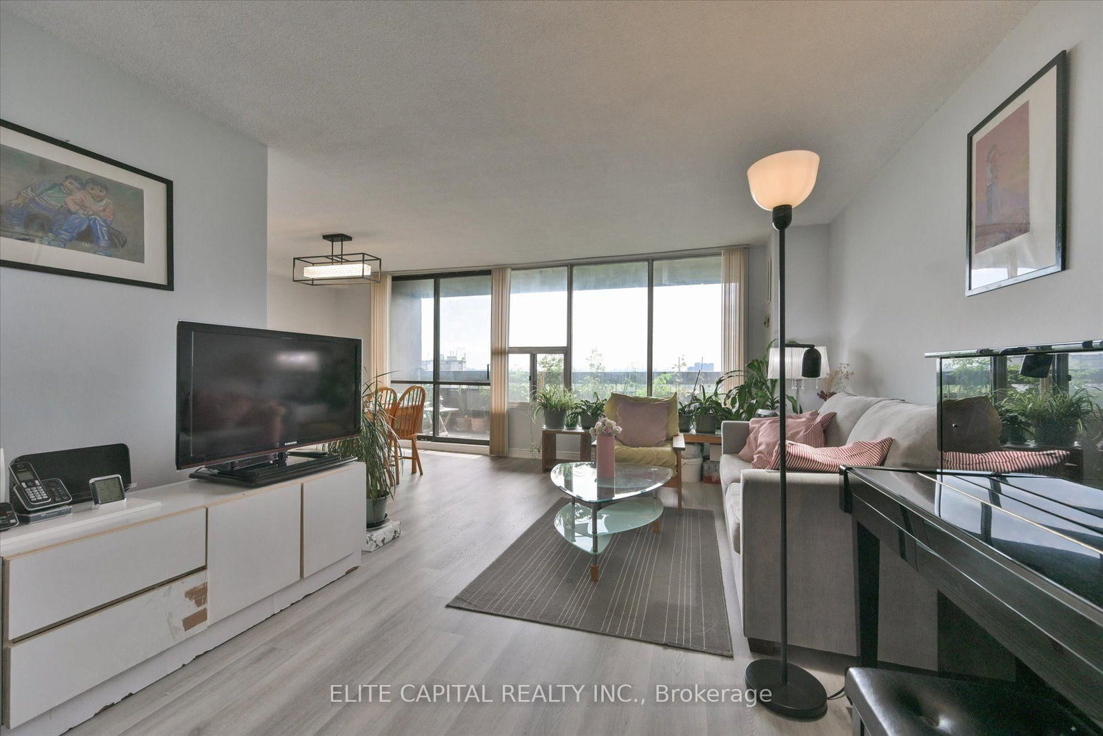 11 Wincott Drive • ##1710 • Toronto, ON photo 8
