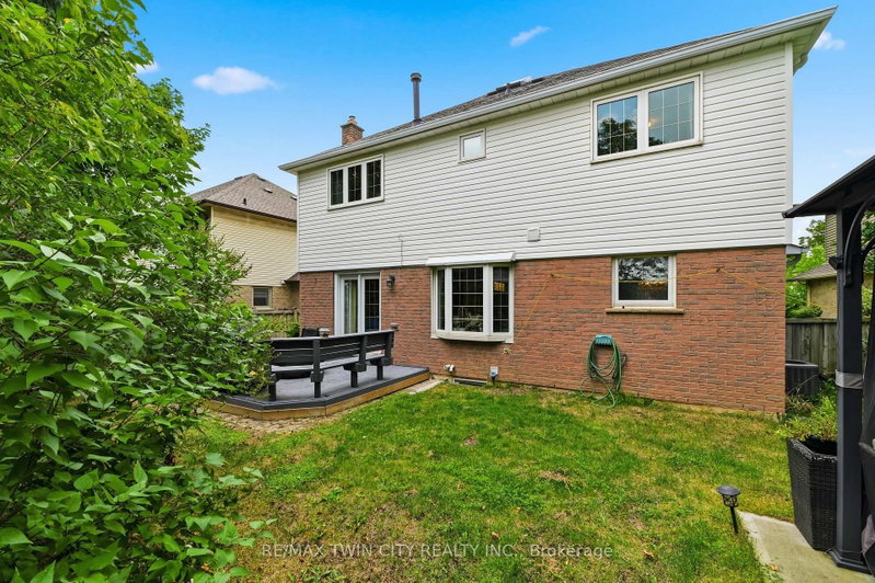 512 Hawthorne Milton,ON L9T 4N8 — Photo 36