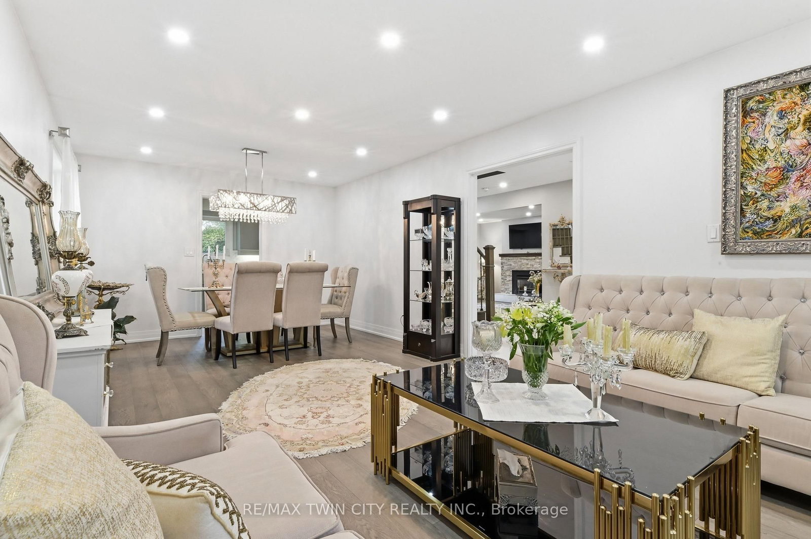 512 Hawthorne Crescent • Milton, ON photo 5