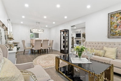 512 Hawthorne Crescent • Milton, ON photo 5