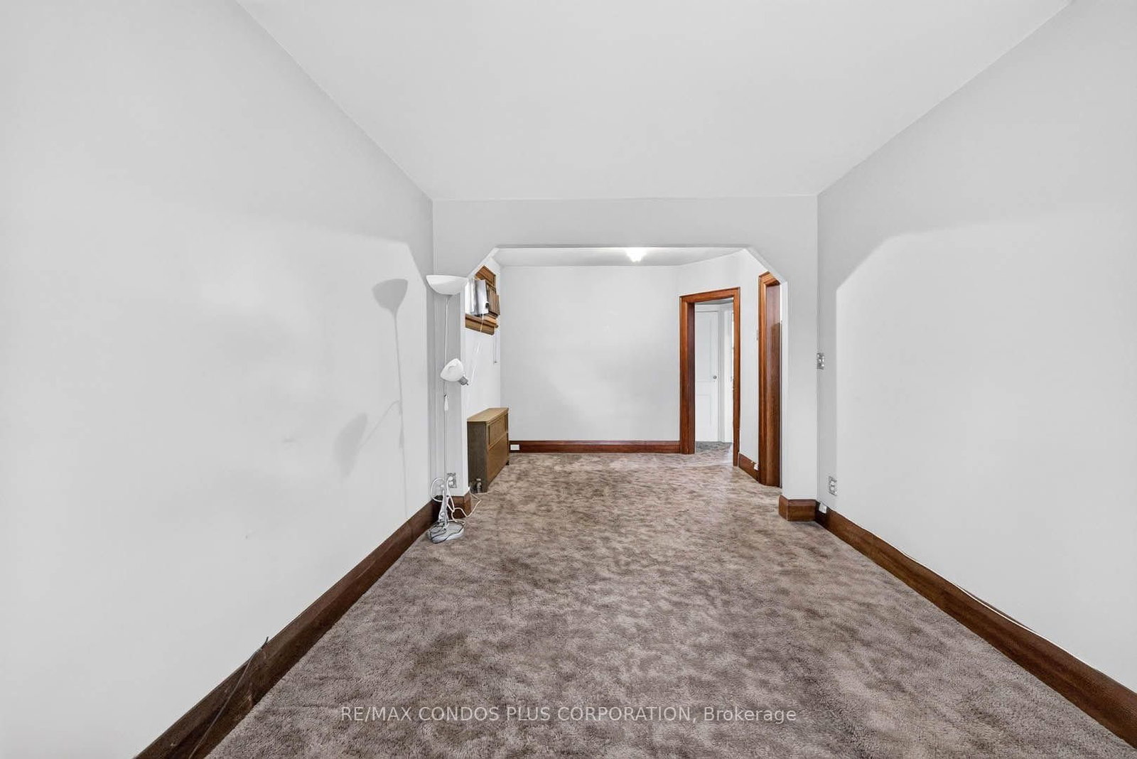 77 Fifth Street E • Toronto, ON photo 8