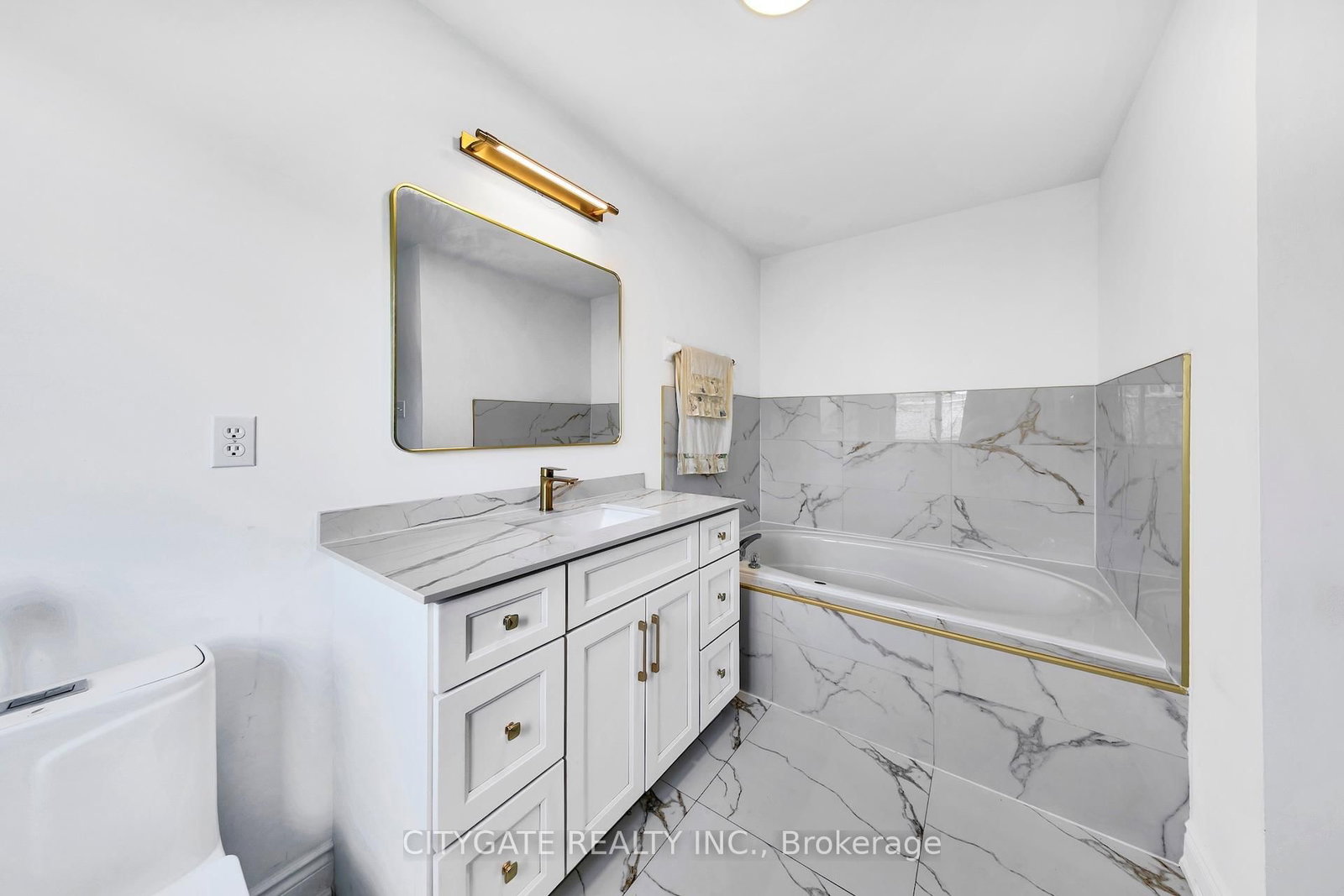 40 Linderwood Drive • Brampton, ON photo 17