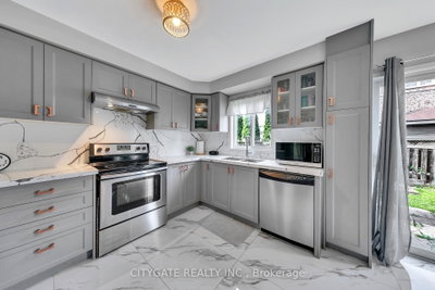 40 Linderwood Drive • Brampton, ON photo 5
