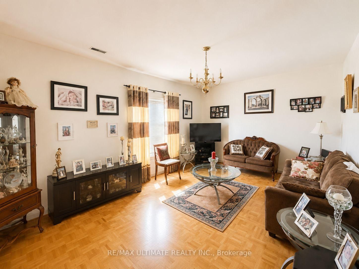 1440 DUFFERIN Street • Toronto, ON photo 10