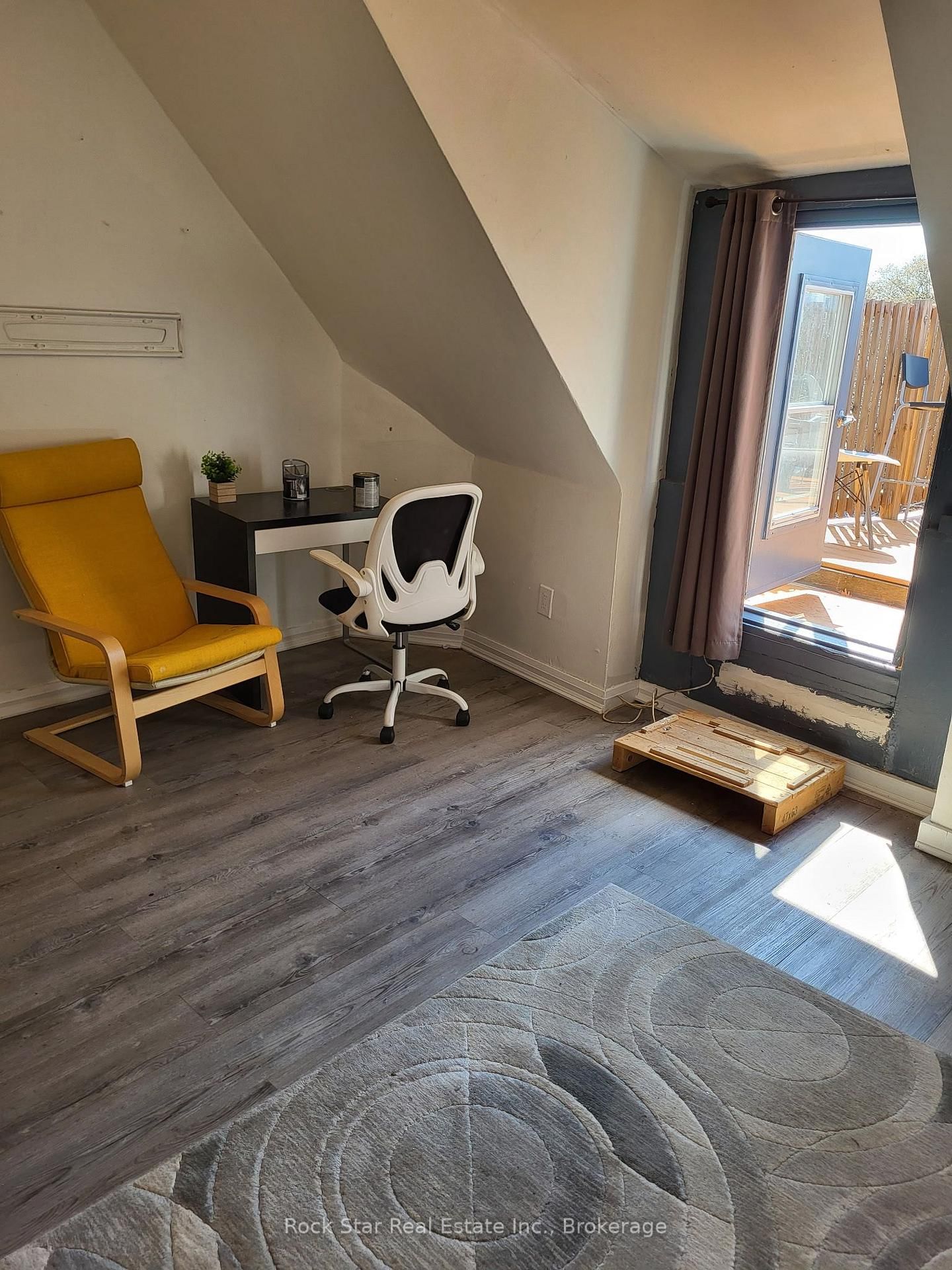 1259 Davenport Road • Toronto, ON photo 21