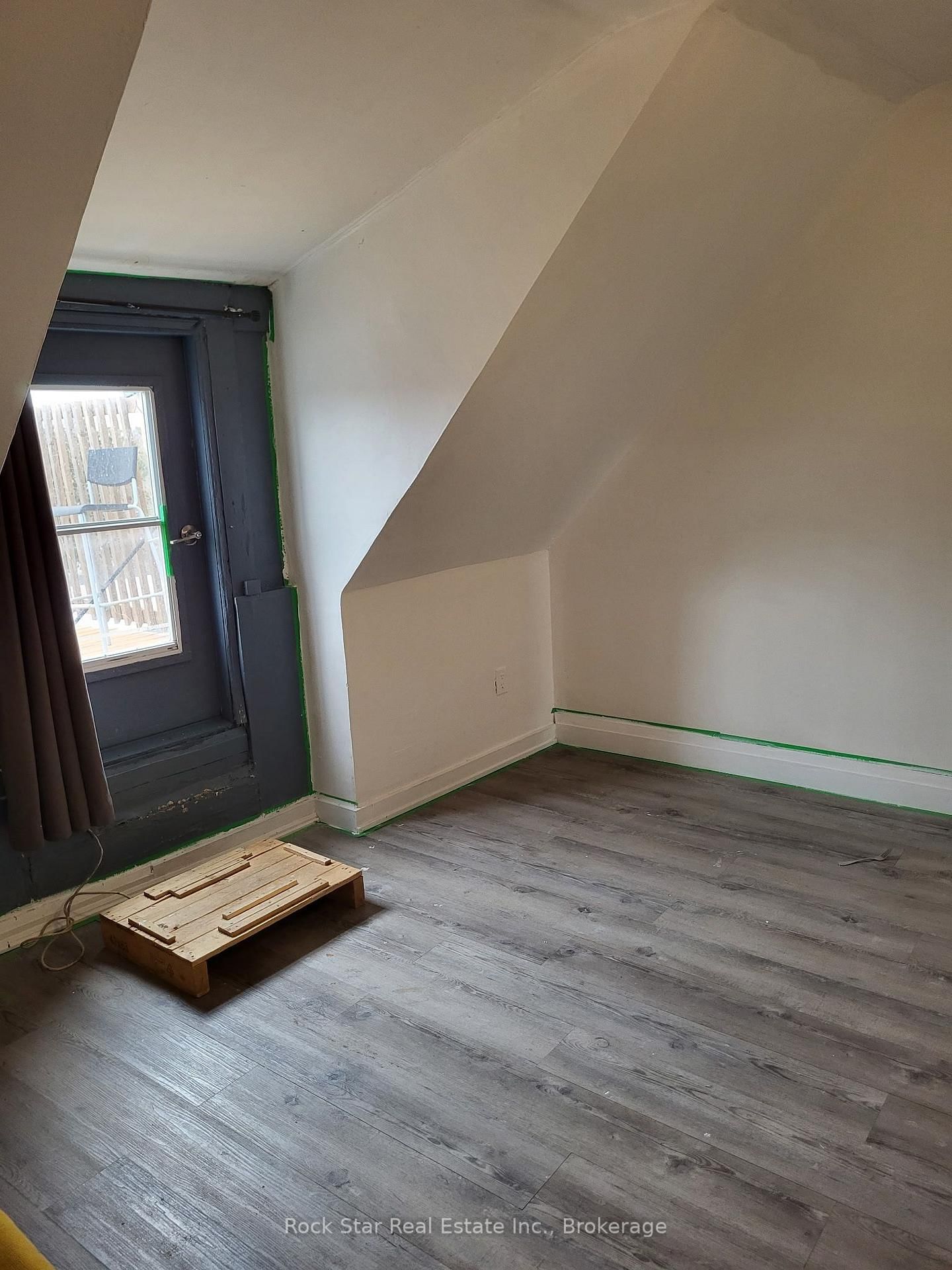 1259 Davenport Road • Toronto, ON photo 22