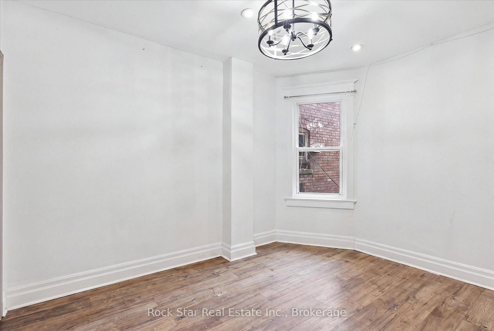 1259 Davenport Road • Toronto, ON photo 6