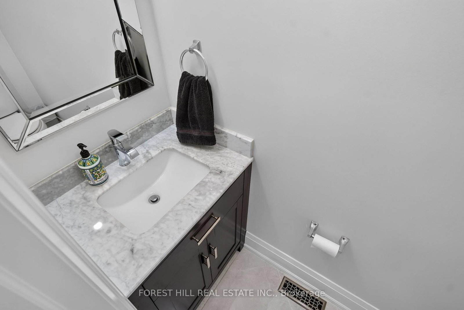 26 Pretty Place • Brampton, ON photo 21