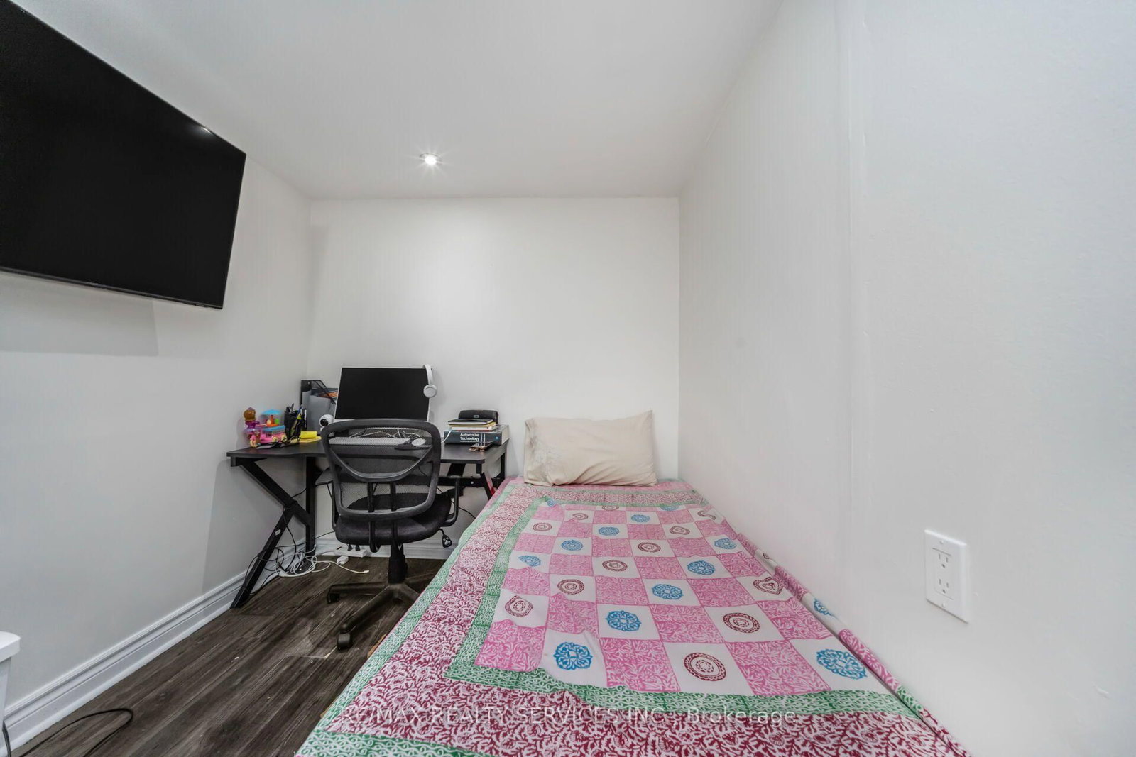 11 Juliette Square • Brampton, ON photo 38