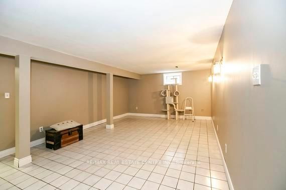 125 Madoc Brampton,ON L6V 2A5 — Photo 18