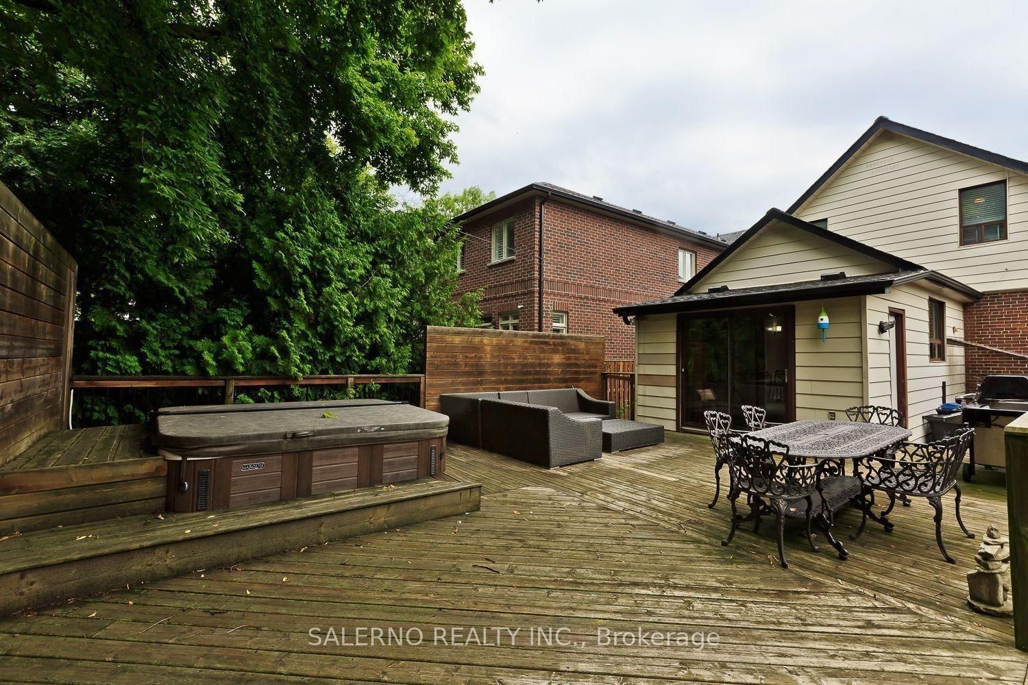 34 Fairfield Avenue • Toronto, ON photo 29