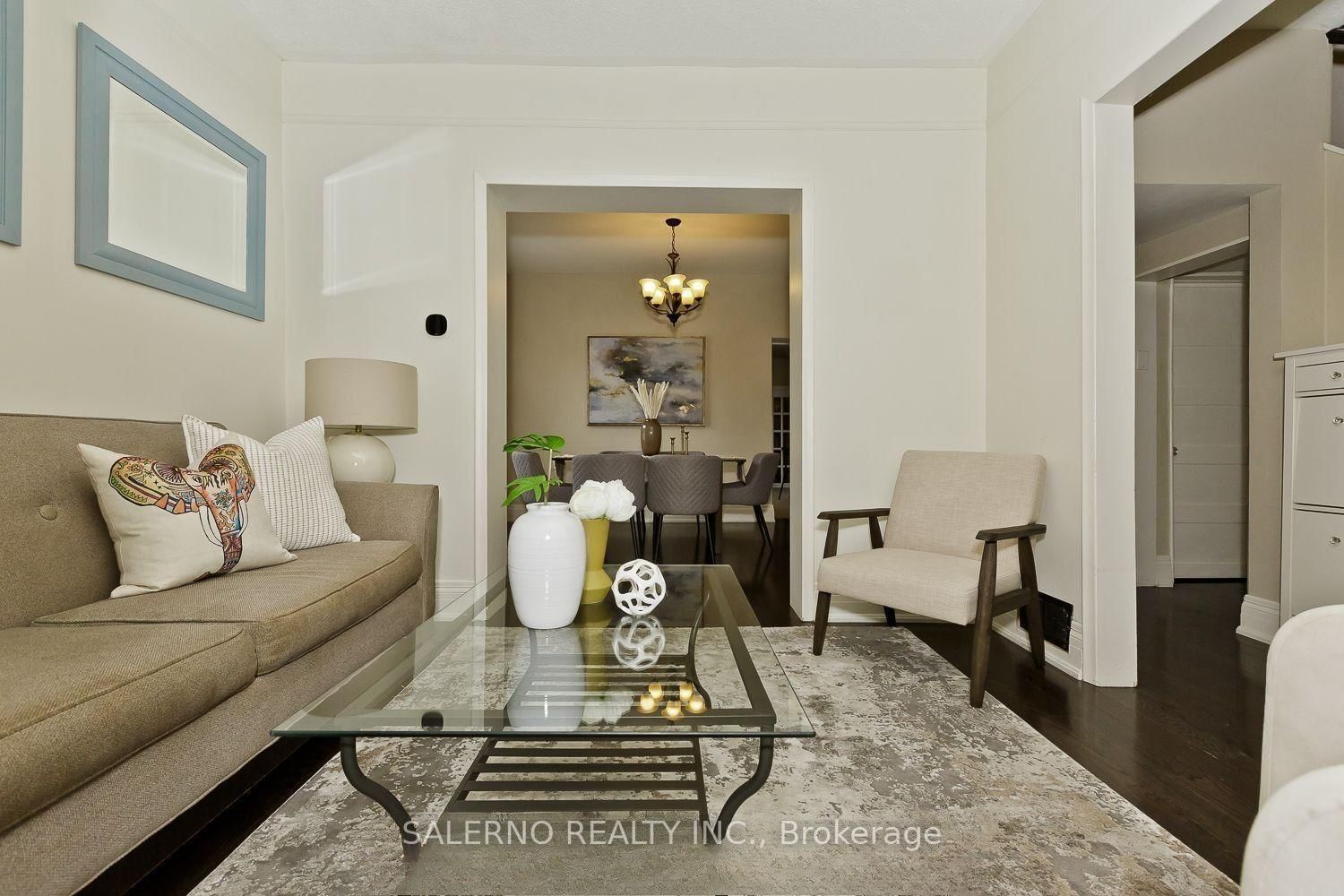 34 Fairfield Avenue • Toronto, ON photo 9