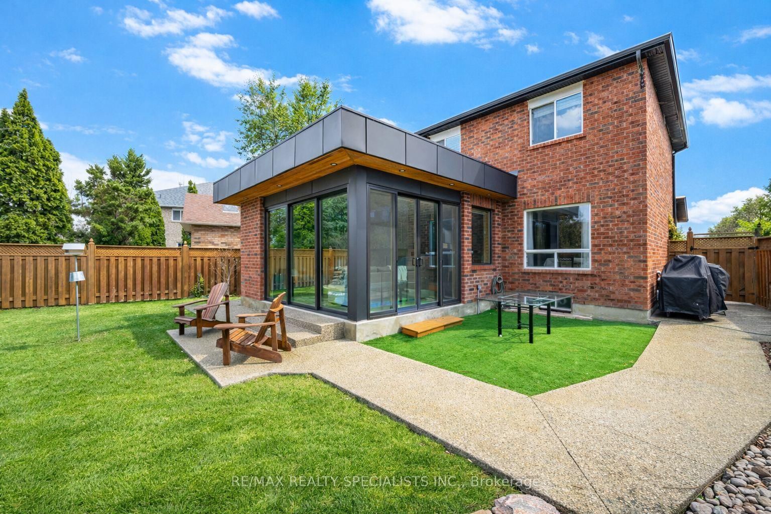 1169 Barnswallow Court • Mississauga, ON photo 23