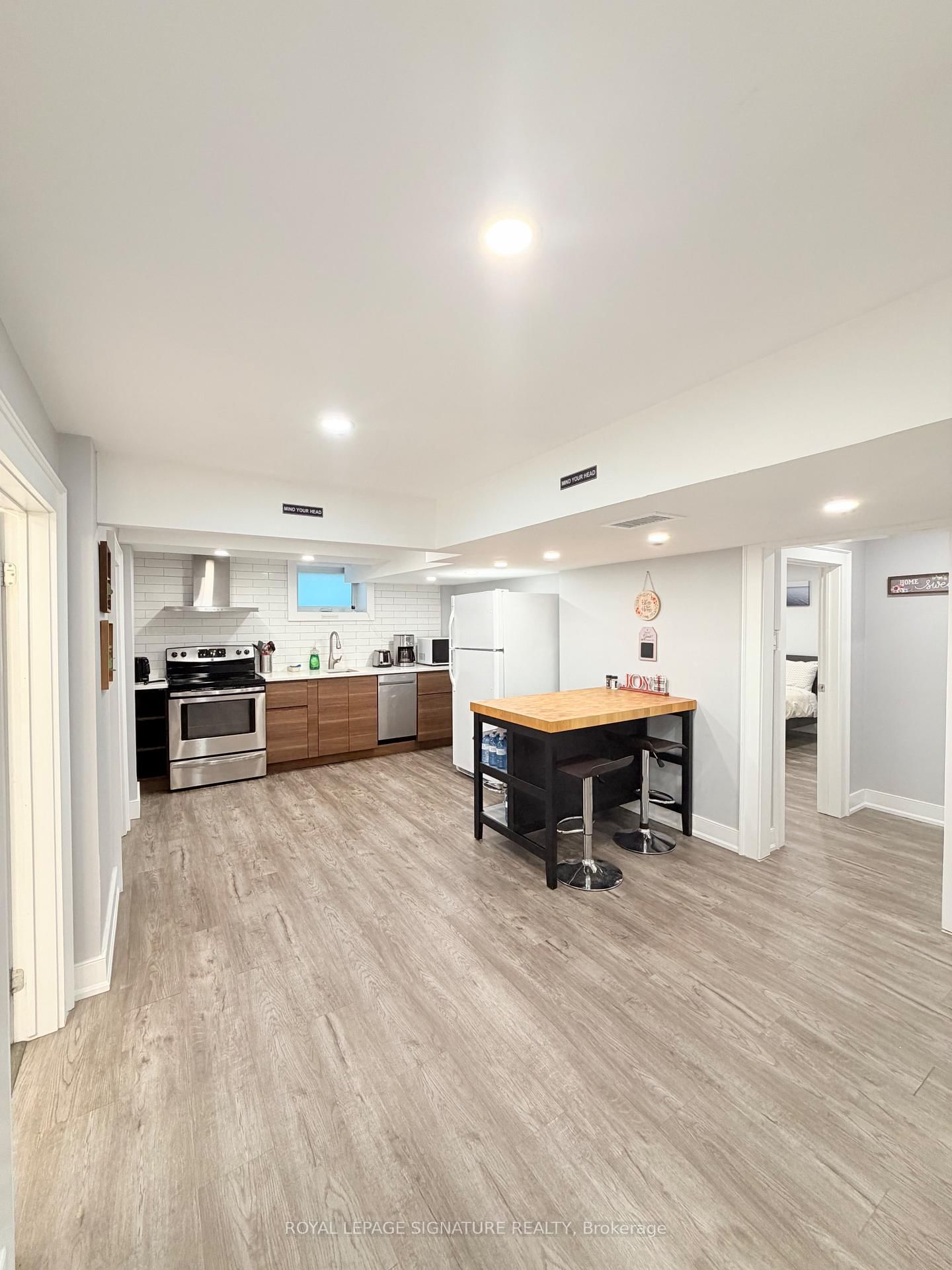 104 Great Oak Drive • Toronto, ON photo 39
