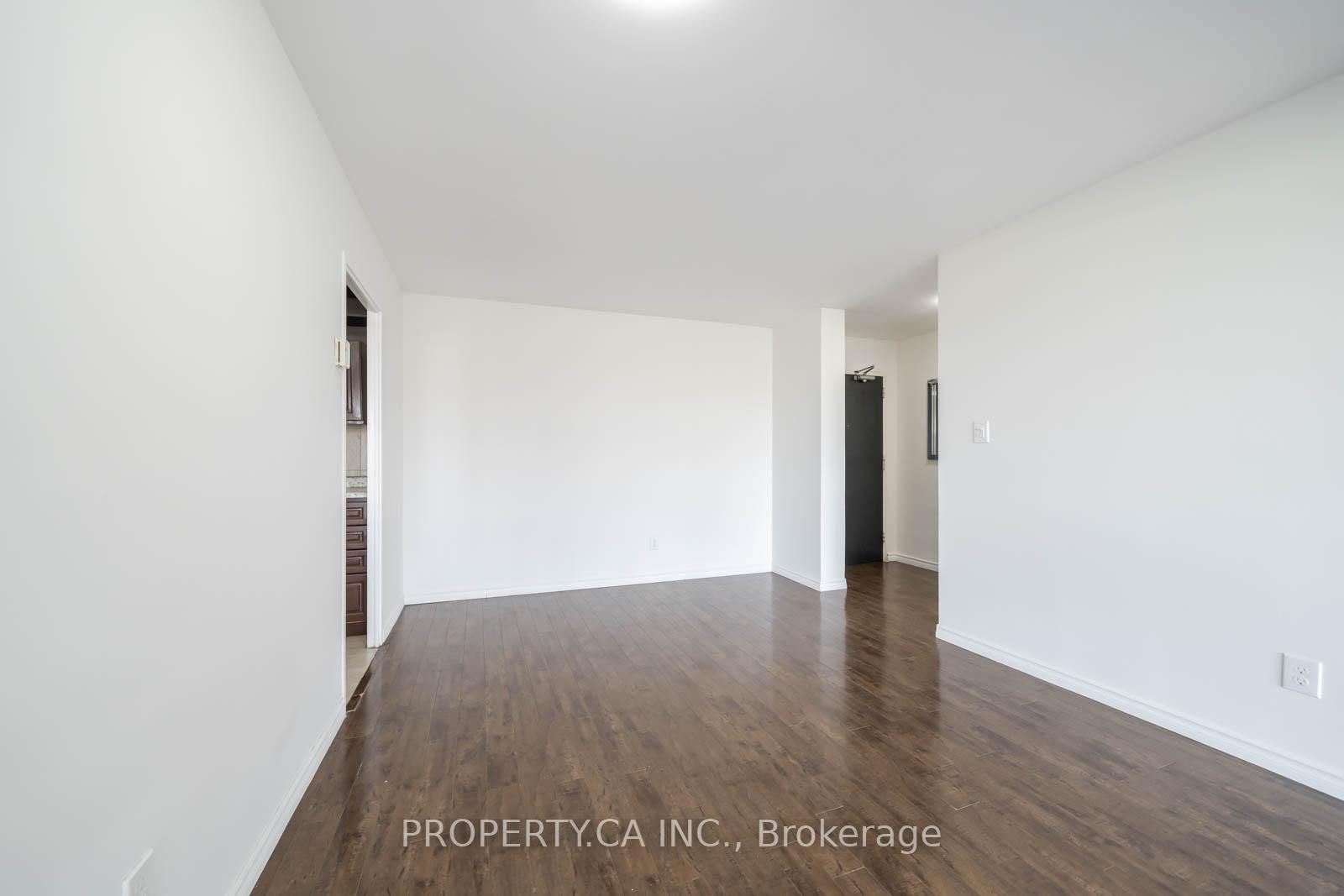 31 Four Winds Drive W • #901 • Toronto, ON photo 20