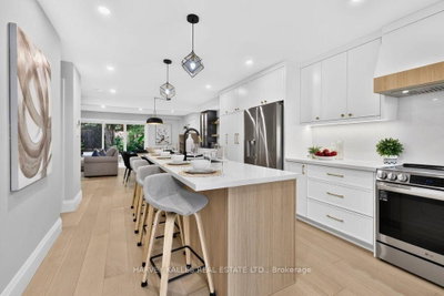 1160 Walden Circle • #1 • Mississauga, ON photo 2