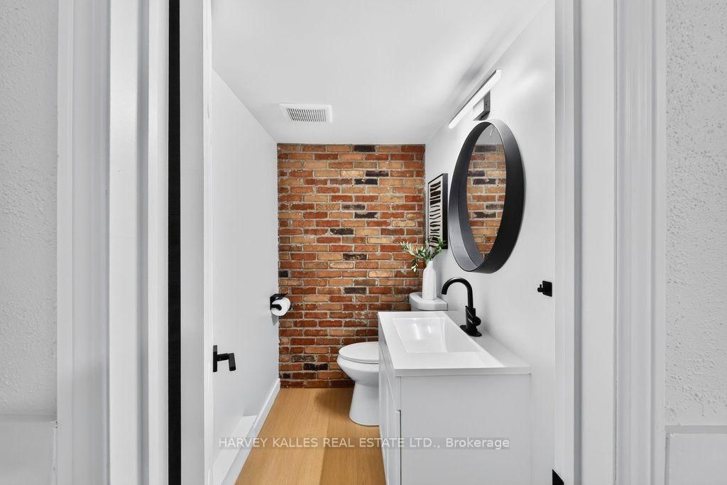1160 Walden Circle • #1 • Mississauga, ON photo 35