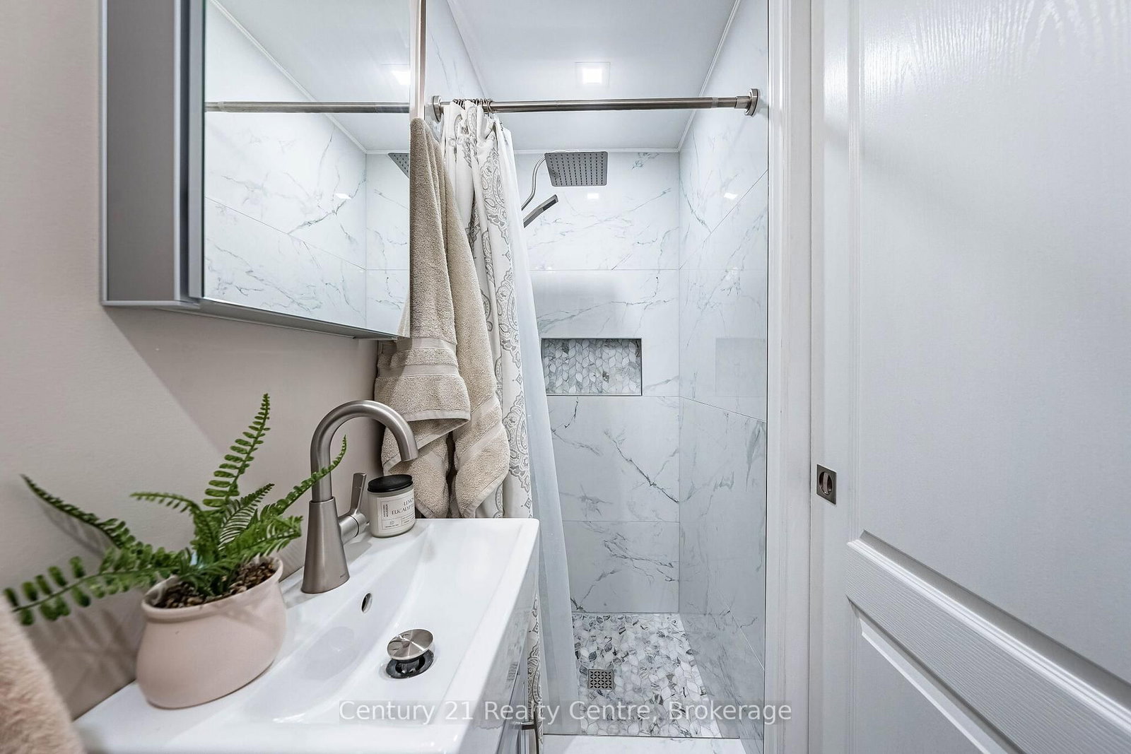1537 Westminster Place • Burlington, ON photo 40