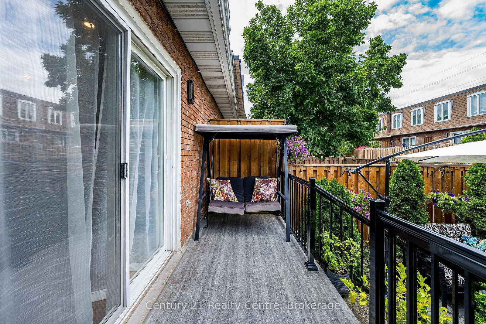 1537 Westminster Place • Burlington, ON photo 42