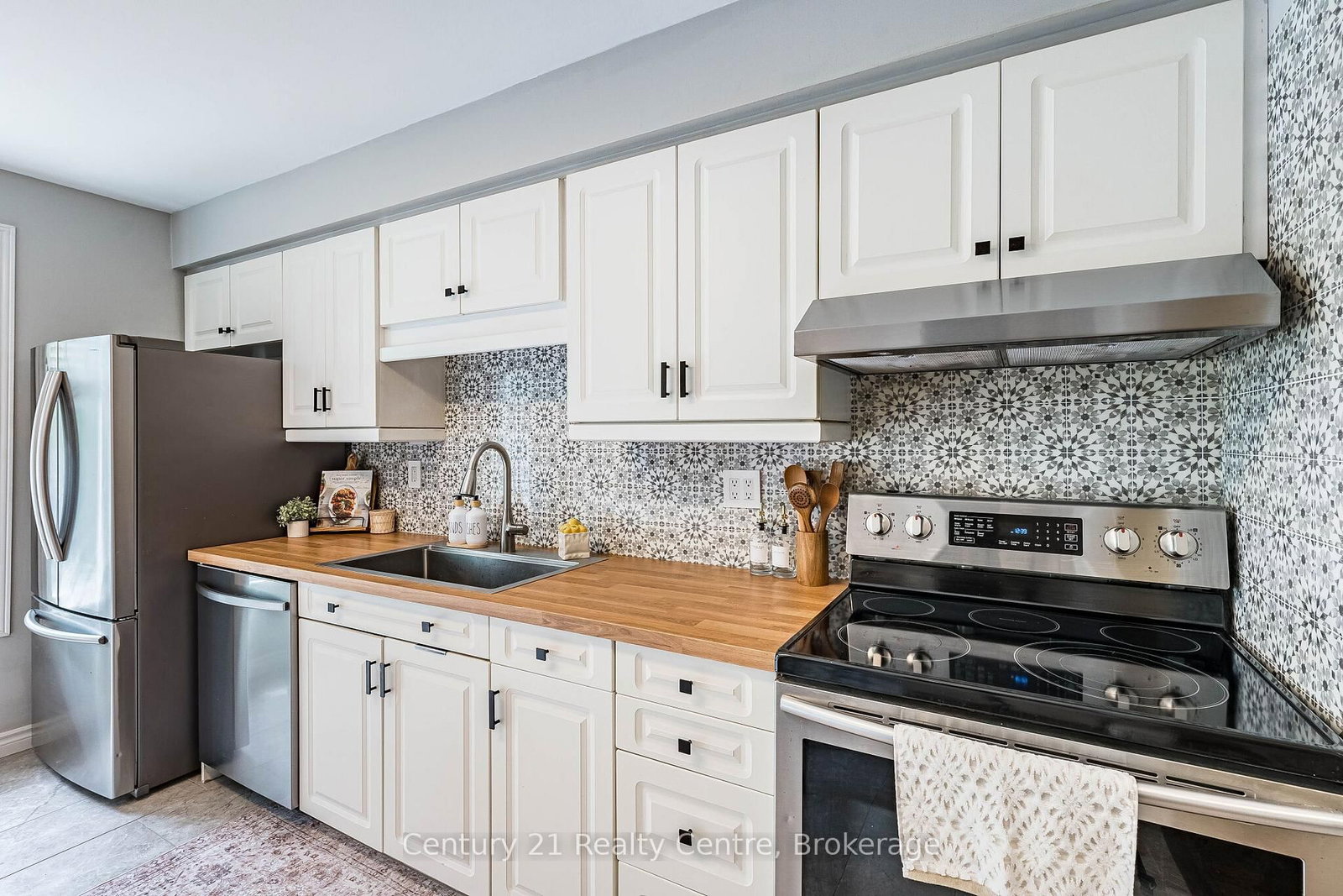 1537 Westminster Place • Burlington, ON photo 9