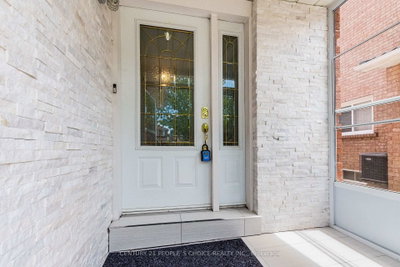 4844 Owl Circle • Mississauga, ON photo 7