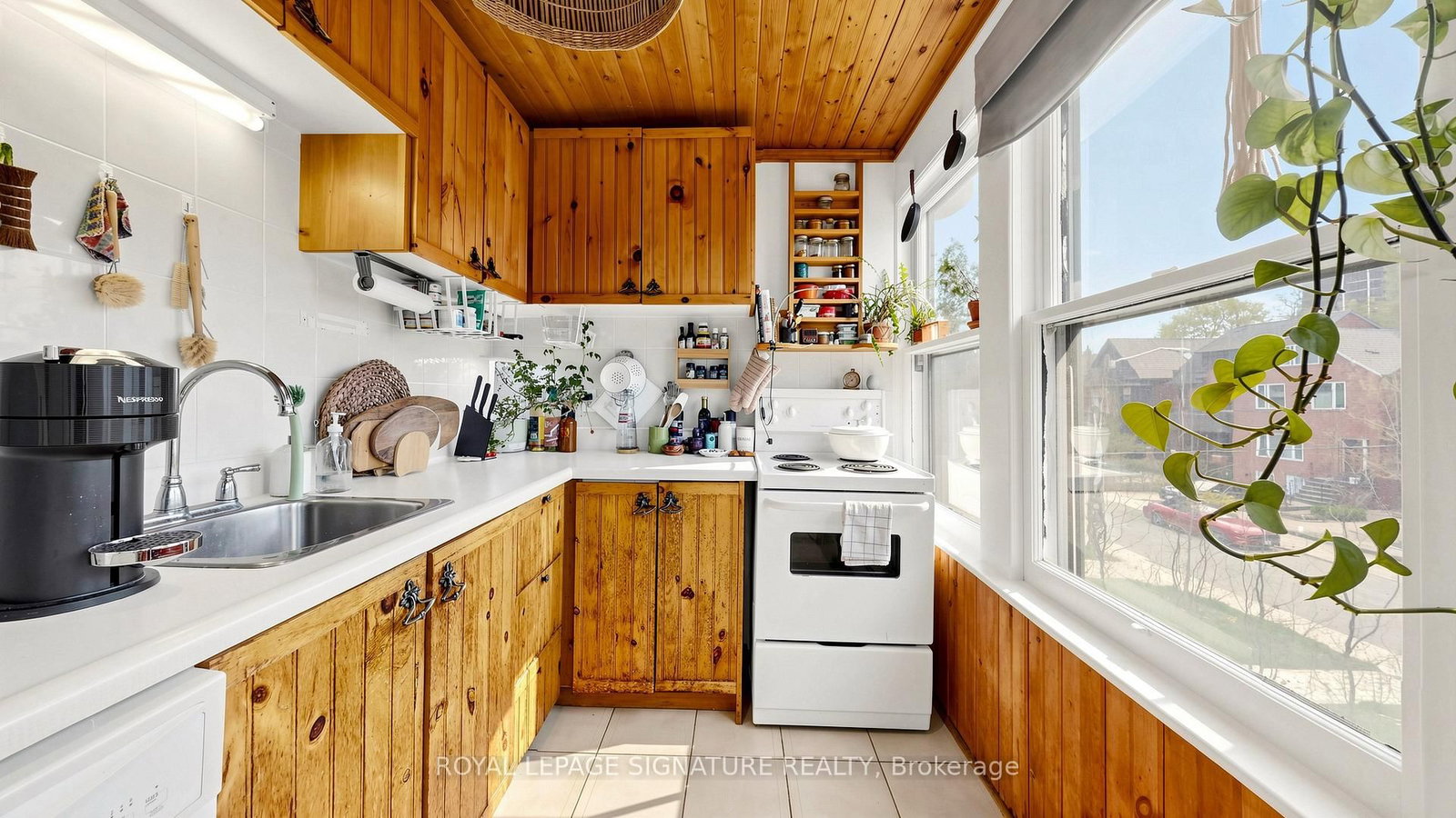 132 Marion Street • Toronto, ON photo 26
