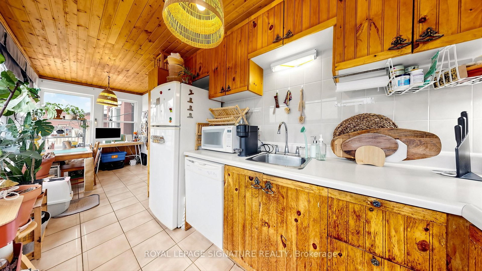 132 Marion Street • Toronto, ON photo 27