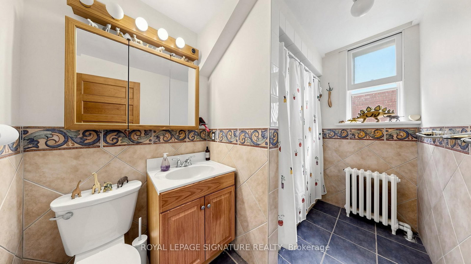 132 Marion Street • Toronto, ON photo 38