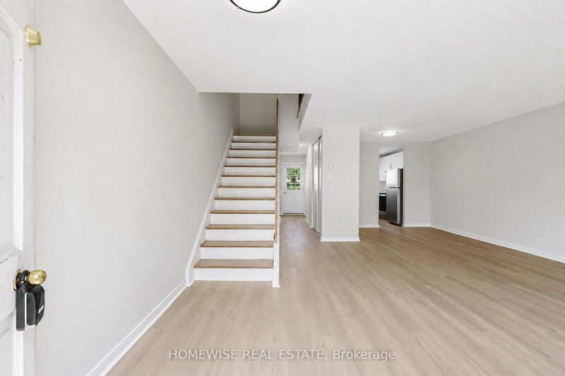 24 - 1400 Winding Trail