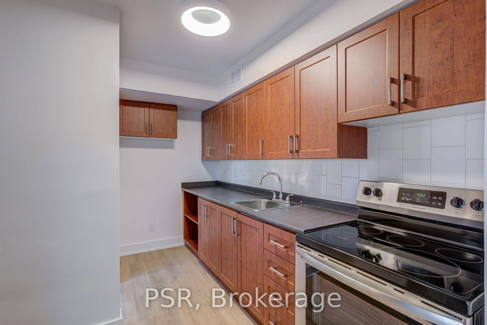 Condo for lease at 105-240 Markland Drive, Toronto, Ontario, M9C 1R3 - Markland Wood - MLS: W13683034