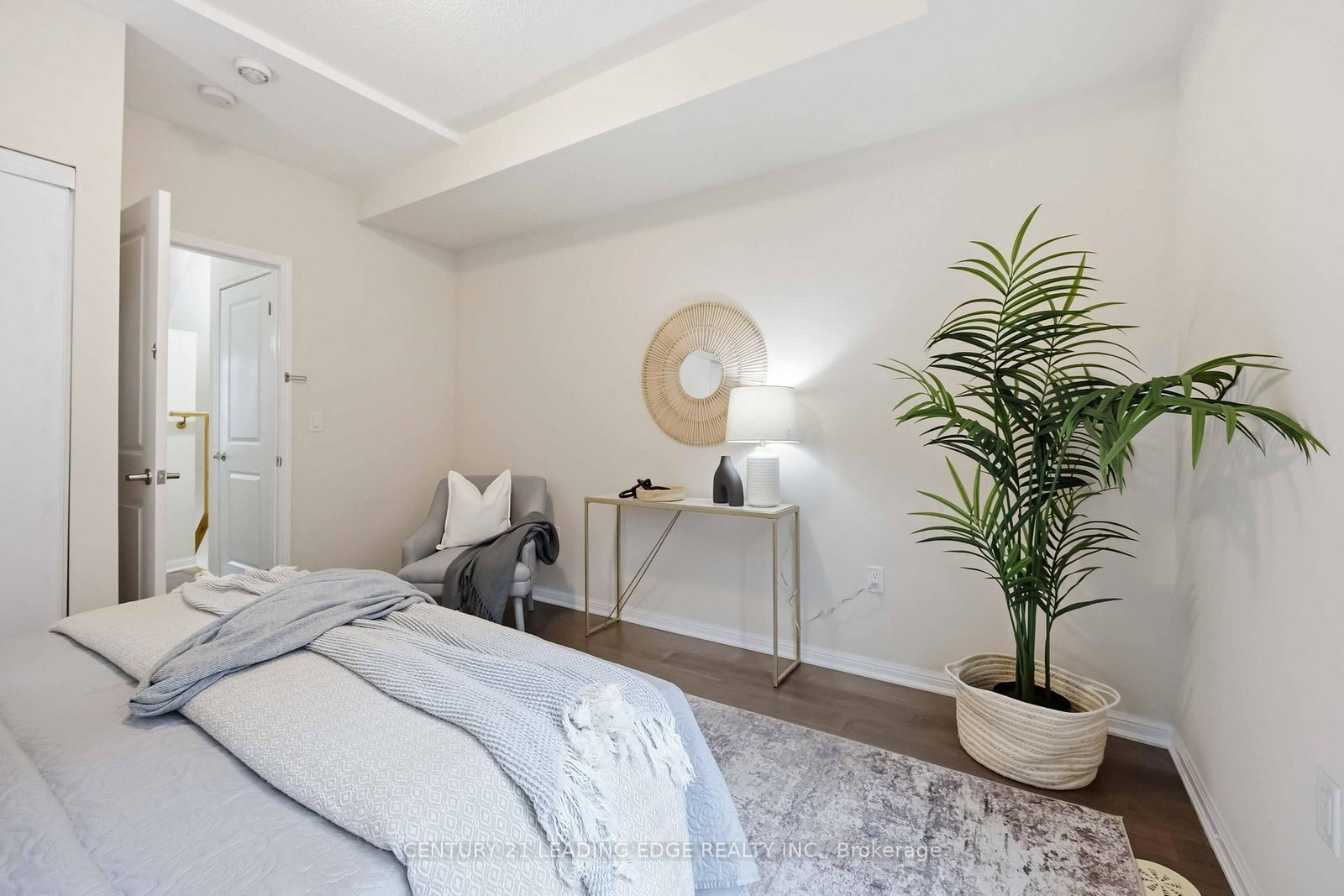 380 Hopewell Avenue • #121 • Toronto, ON photo 26