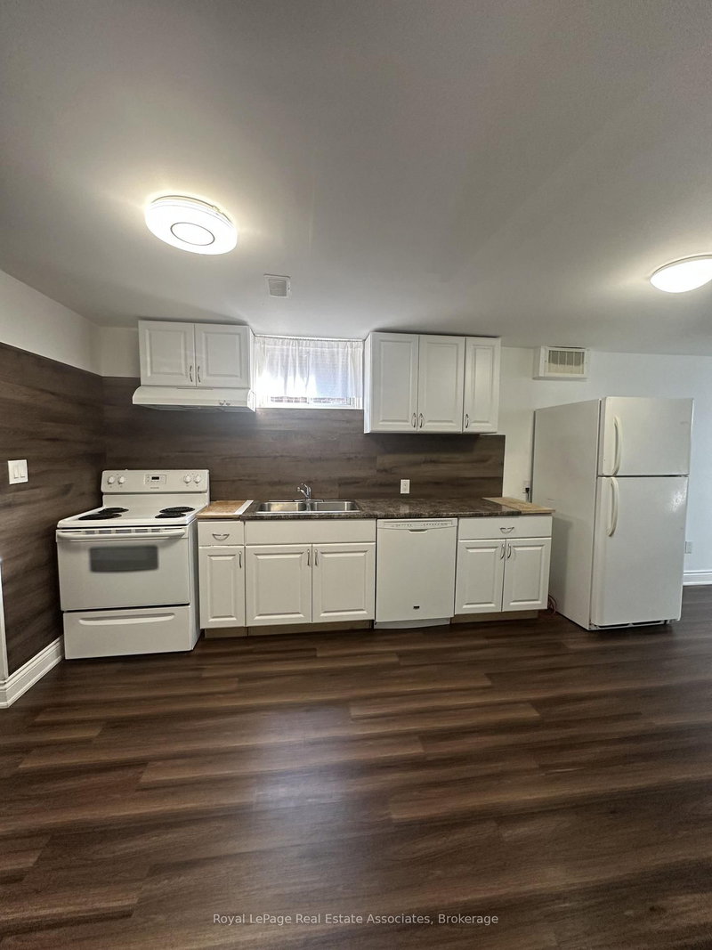 (Basement) - 1590 Coram Crescent