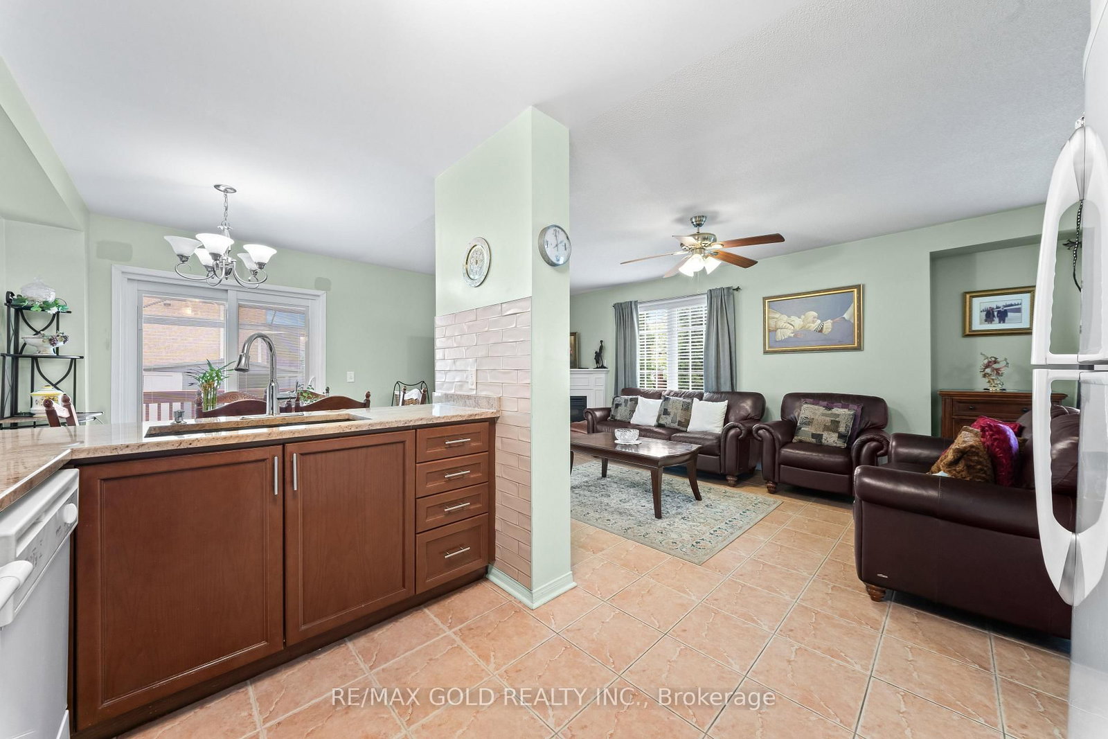 35 Goreridge Crescent • Brampton, ON photo 11