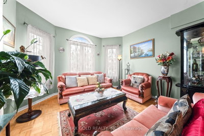 35 Goreridge Crescent • Brampton, ON photo 4