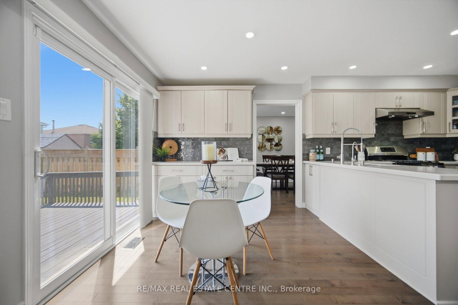 1558 Highbrook Avenue • Mississauga, ON photo 10