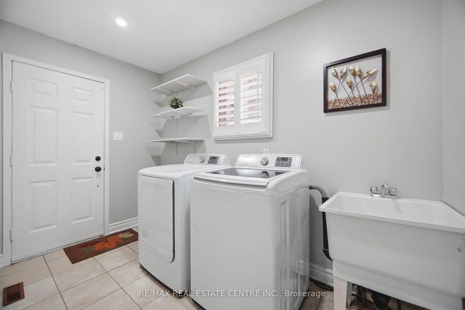 1558 Highbrook Avenue • Mississauga, ON photo 16