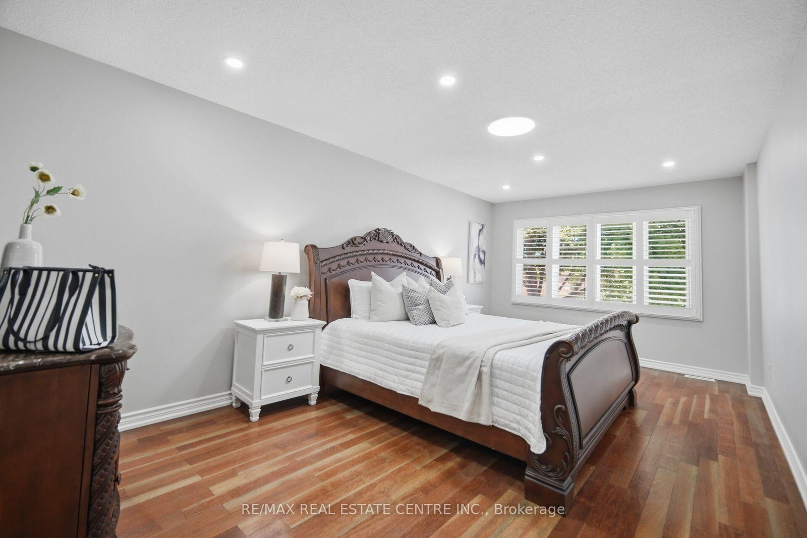 1558 Highbrook Avenue • Mississauga, ON photo 17