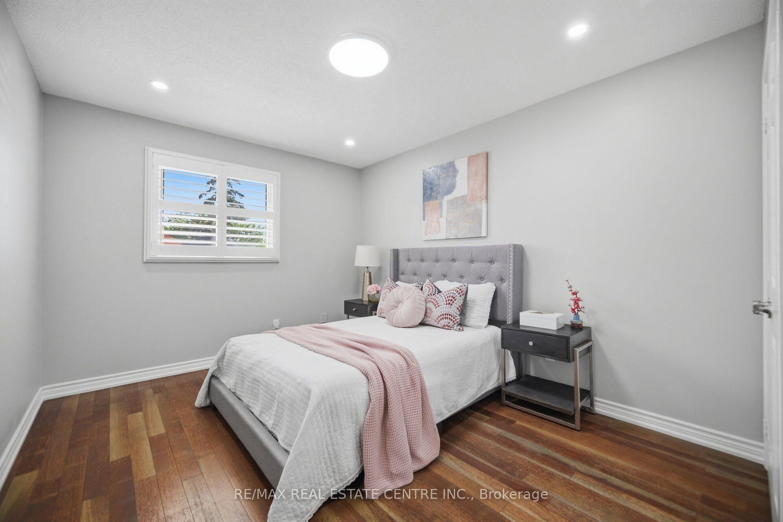 1558 Highbrook Avenue • Mississauga, ON photo 24