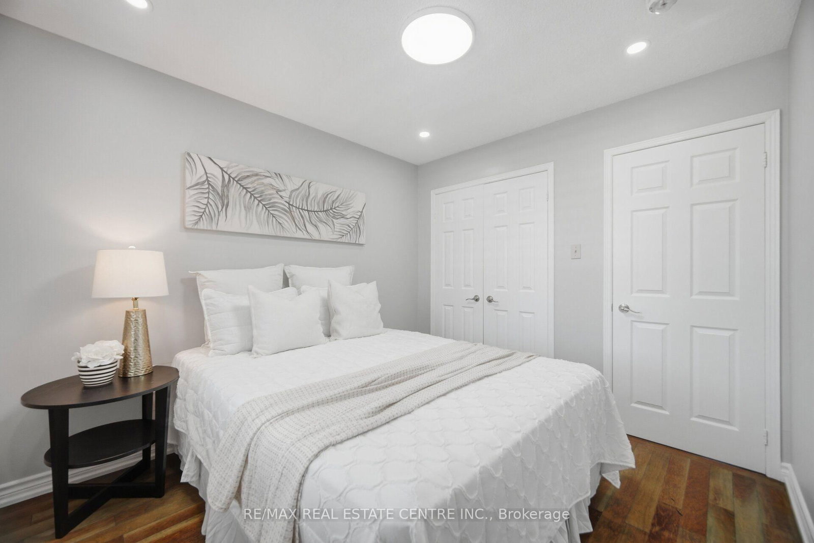 1558 Highbrook Avenue • Mississauga, ON photo 26