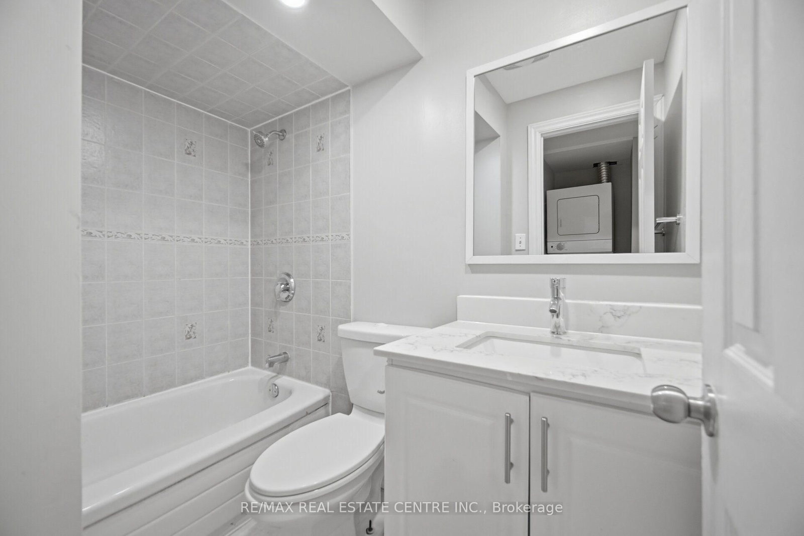 1558 Highbrook Avenue • Mississauga, ON photo 38
