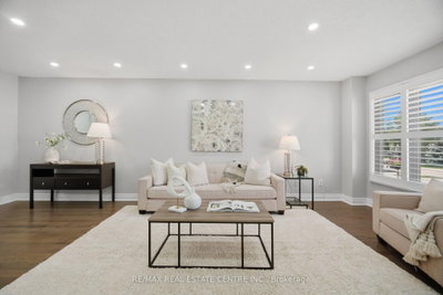 1558 Highbrook Avenue • Mississauga, ON photo 5
