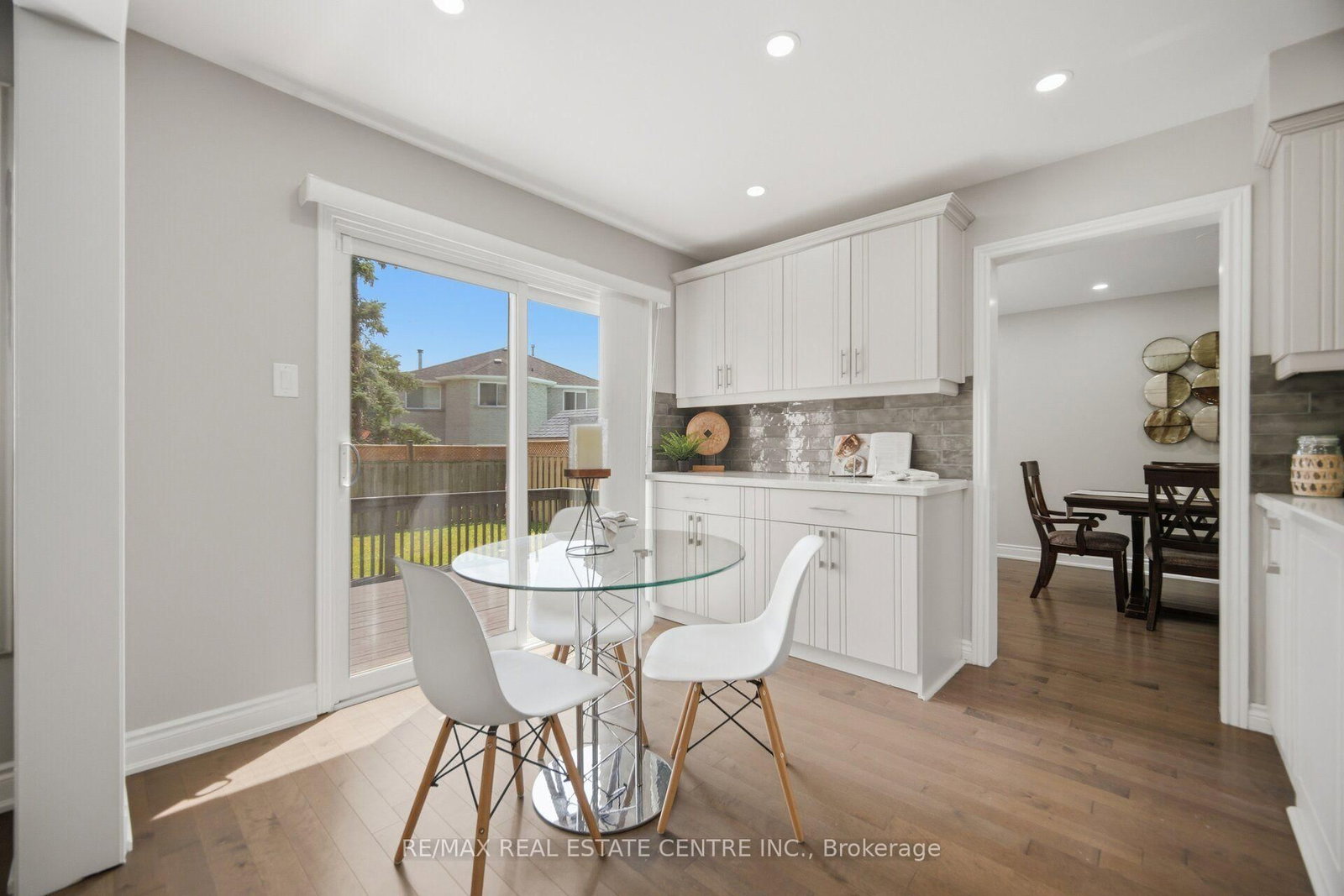 1558 Highbrook Avenue • Mississauga, ON photo 9
