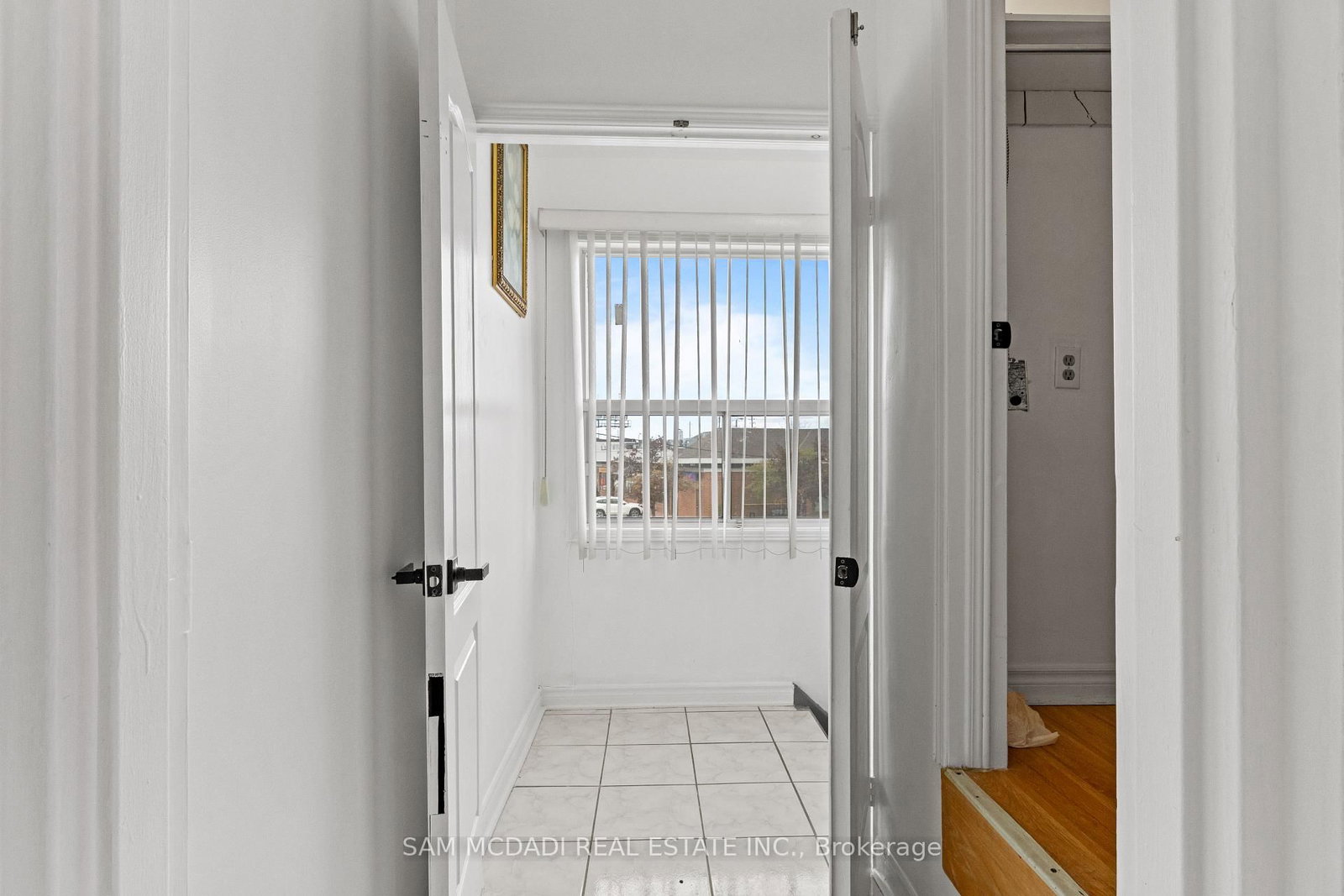 3 - 2922 Islington Avenue, Toronto 2