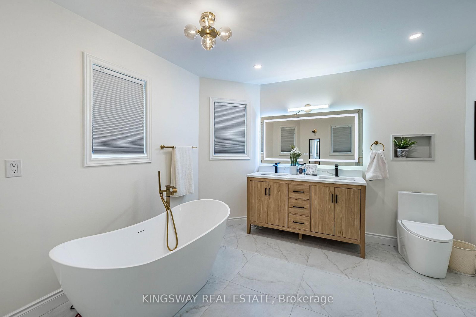 5969 RAYSHAW Crescent E • Mississauga, ON photo 28
