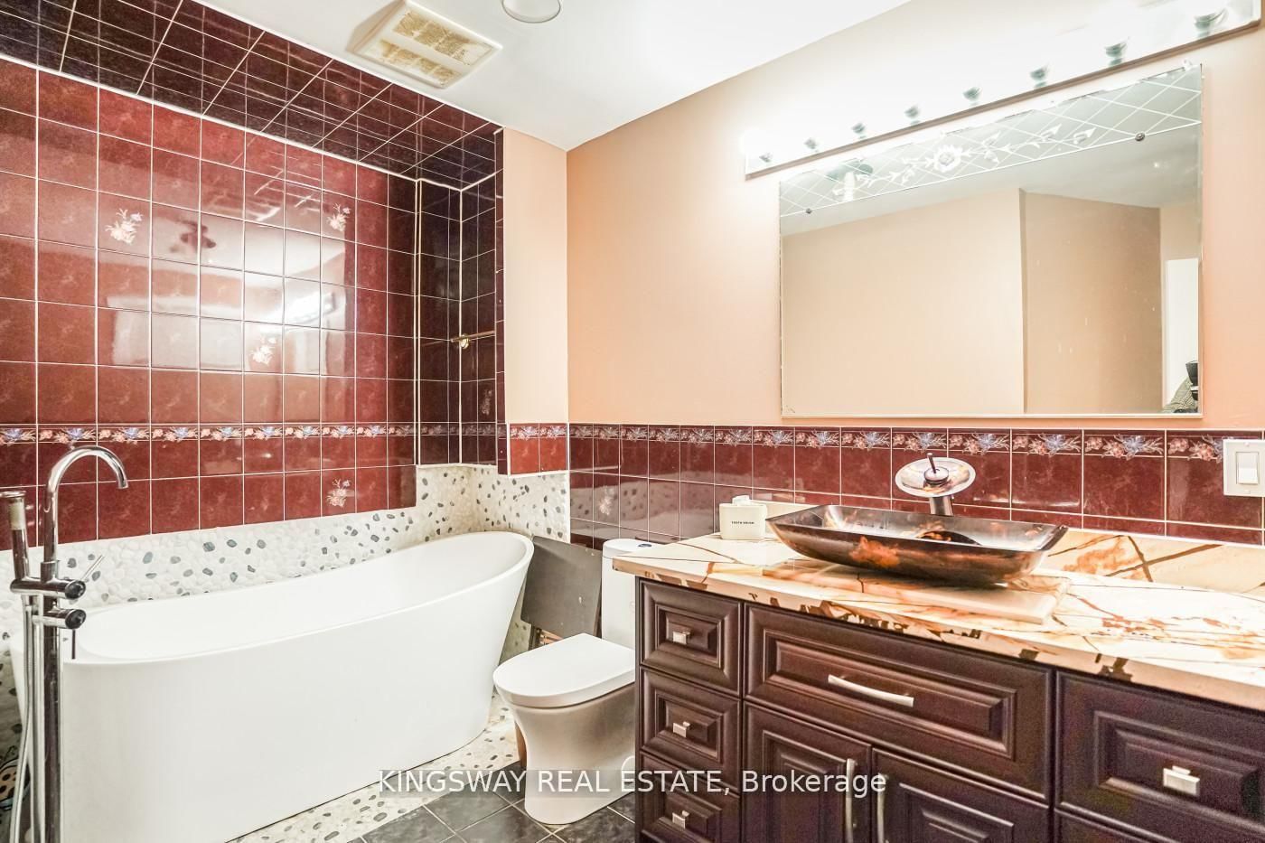 5969 RAYSHAW Crescent E • Mississauga, ON photo 38