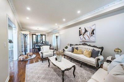5969 RAYSHAW Crescent E • Mississauga, ON photo 9