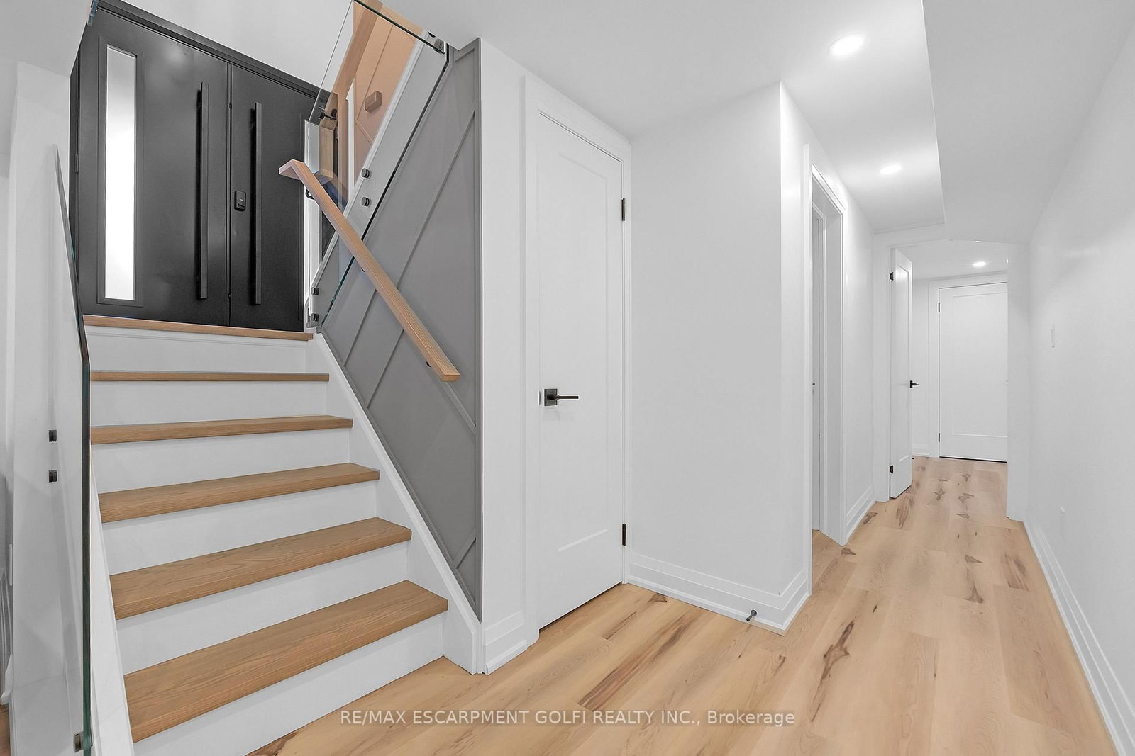4236 Longmoor Drive • Burlington, ON photo 25